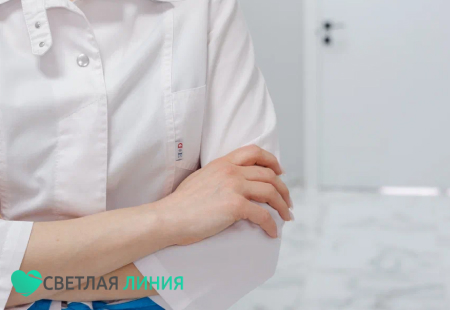 Врач клиники
